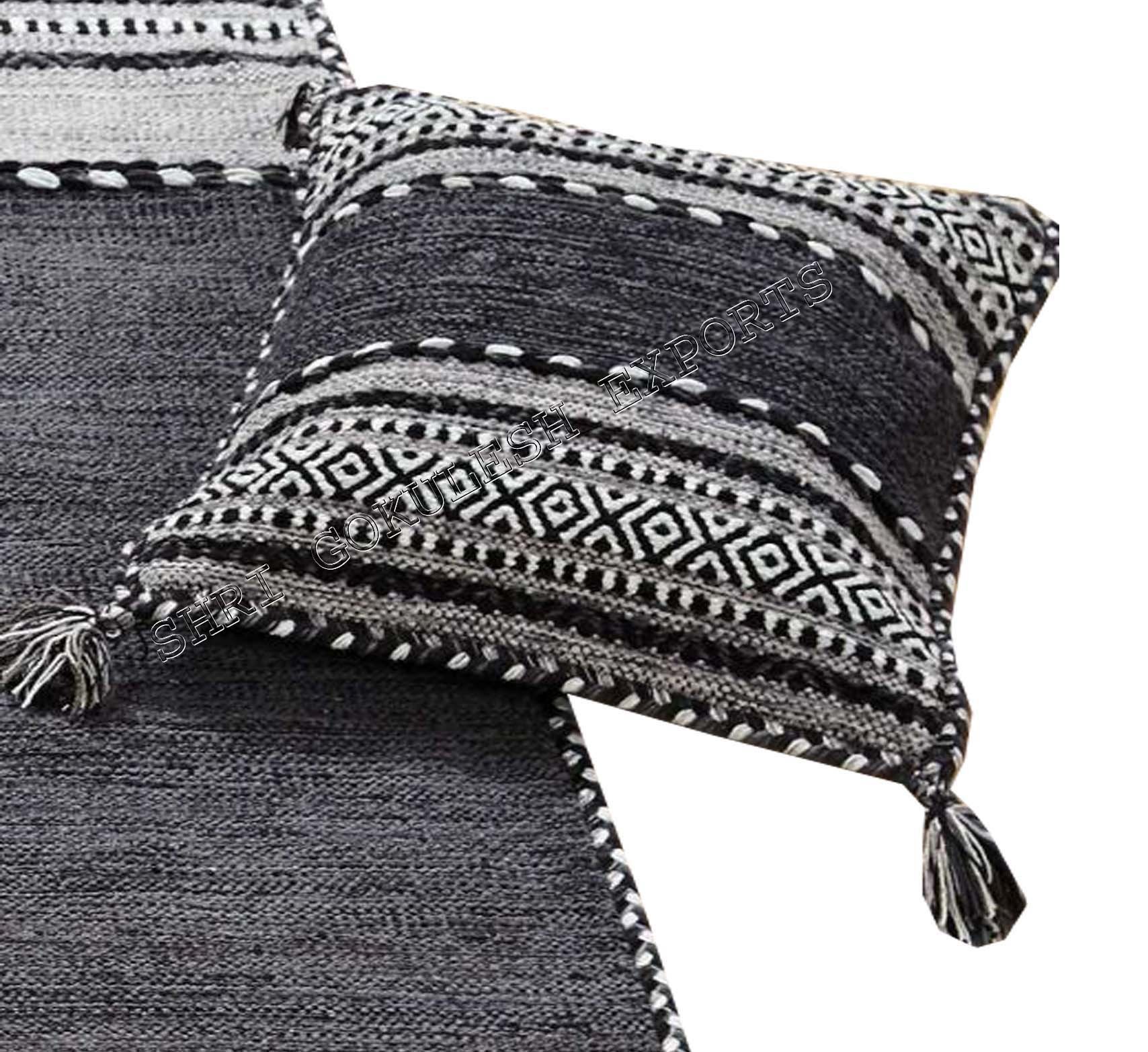 Customized Decorative Wool Cushion And Pillows