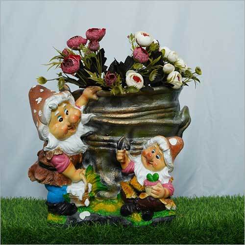 मल्टी कलर टू ग्नोम बकेट प्लांटर