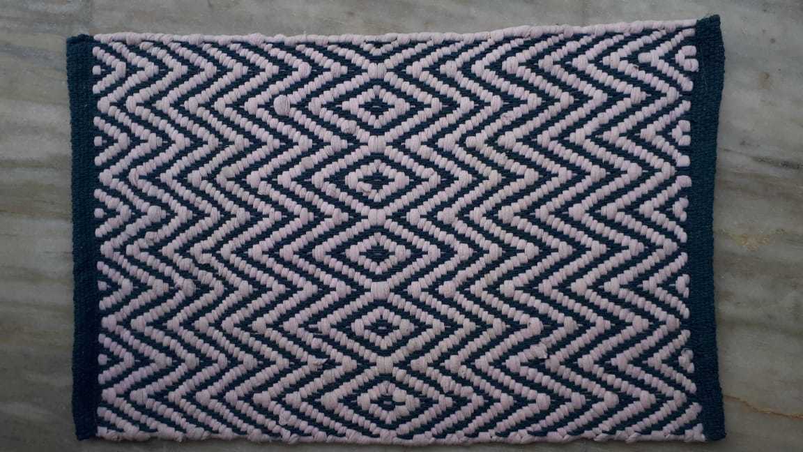 Hand Loom Rugs Design: Modern