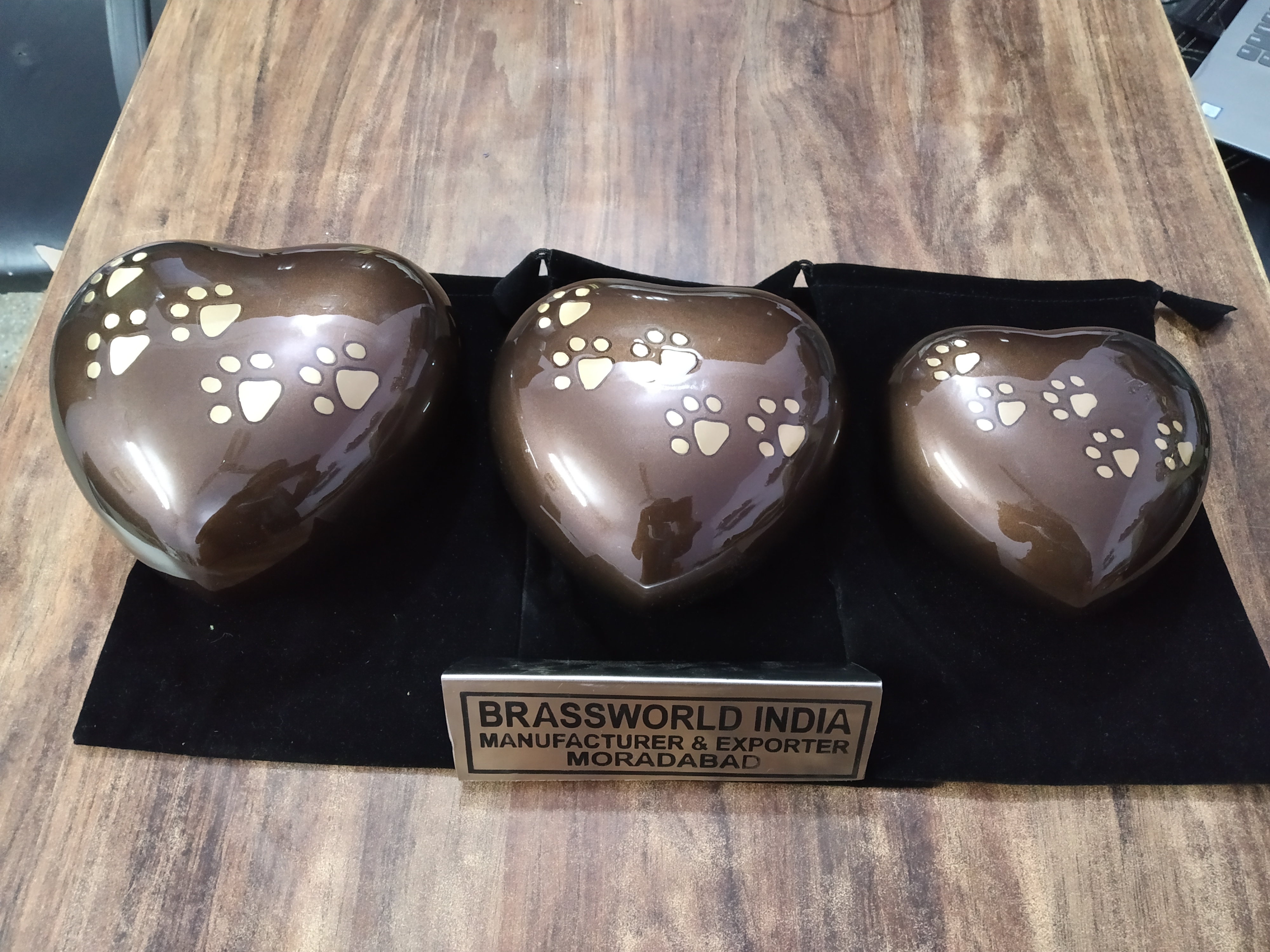 Brass Gloden Pet Paw Printed Heart Cremation Urn Funeral Supplies