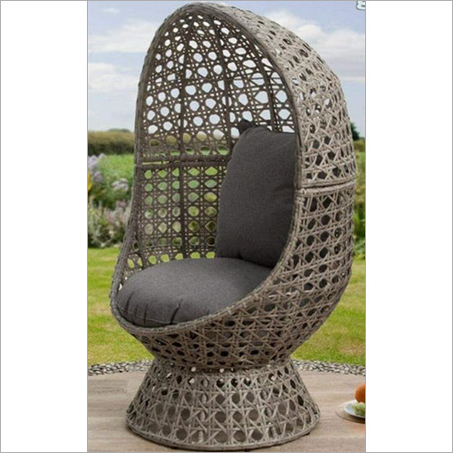 आउटडोर रतन विकर स्विवेल एग चेयर