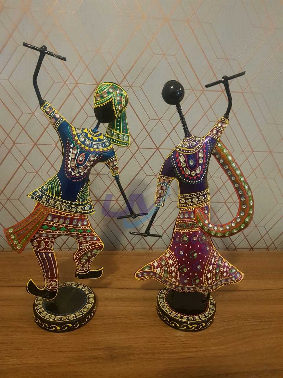 Tabletop Decorative Item