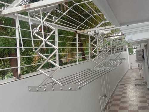 मदुरै में सिल्वर सीलिंग क्लॉथ हैंगर निर्माता