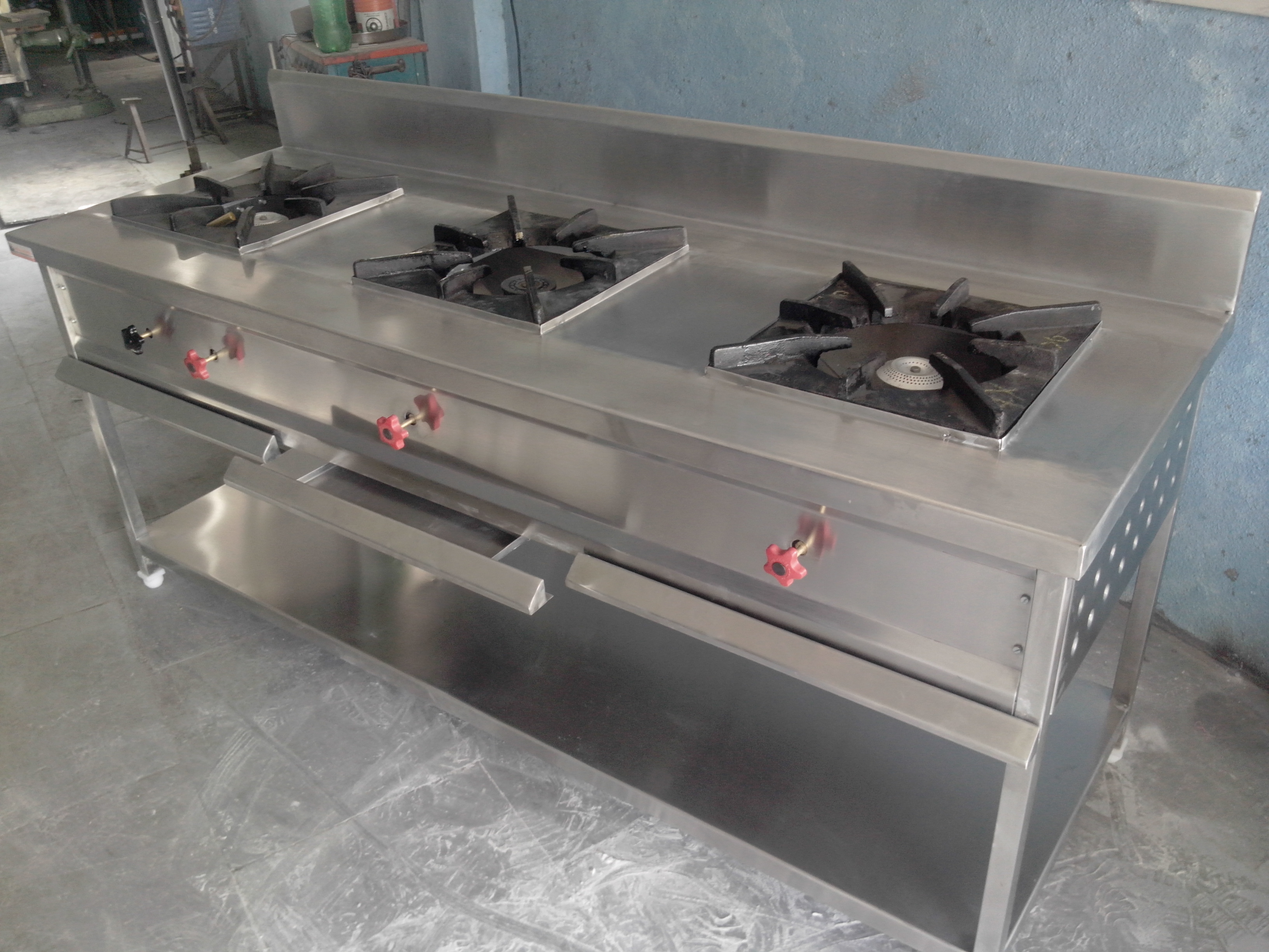 Manual Three Burner Gas Cooking Range