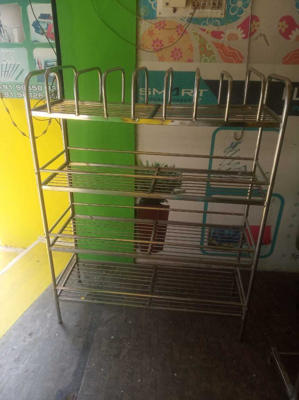 Silver Hangers Stand In Erode