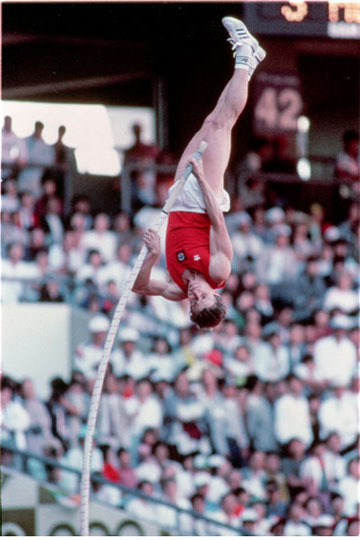 Ucs Pole Vault