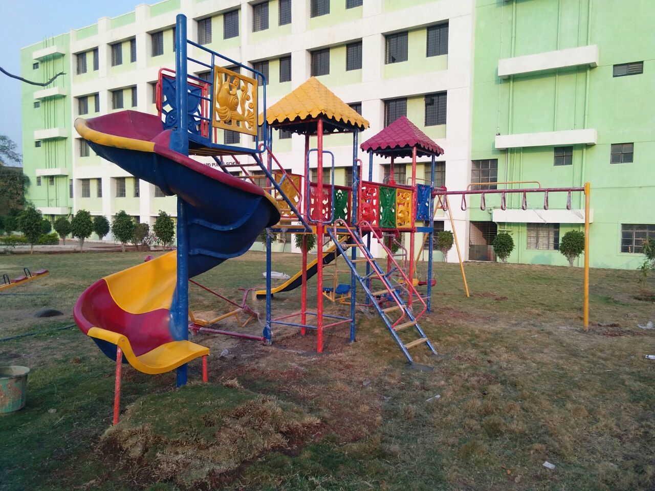 P-1g Multi Platform Outdoor Playground Equipment