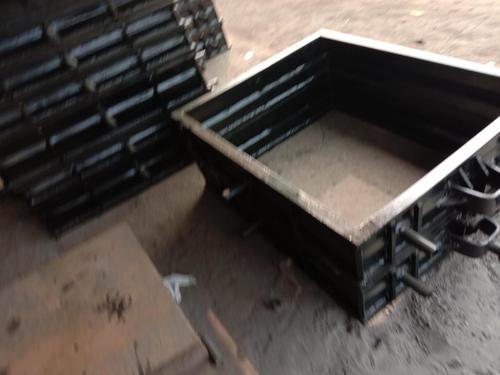 बिन मटेरियल स्टैंडिंग बॉक्स