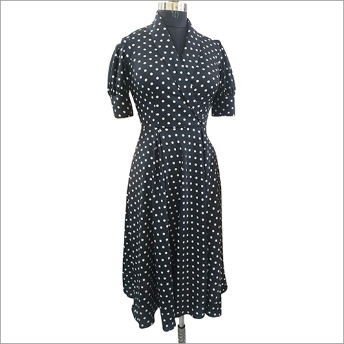 Washable Ladies Crepe High-low Gown