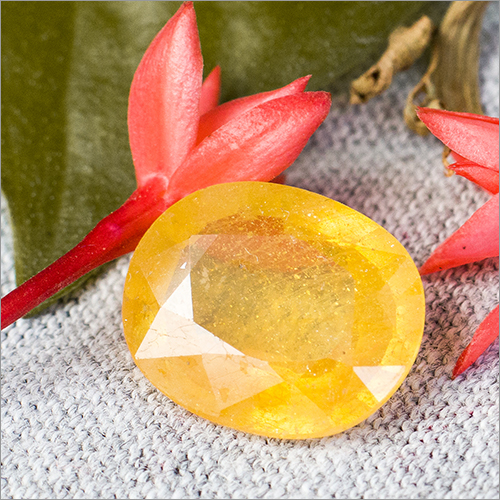 Yellow Pukhraj Gemstone