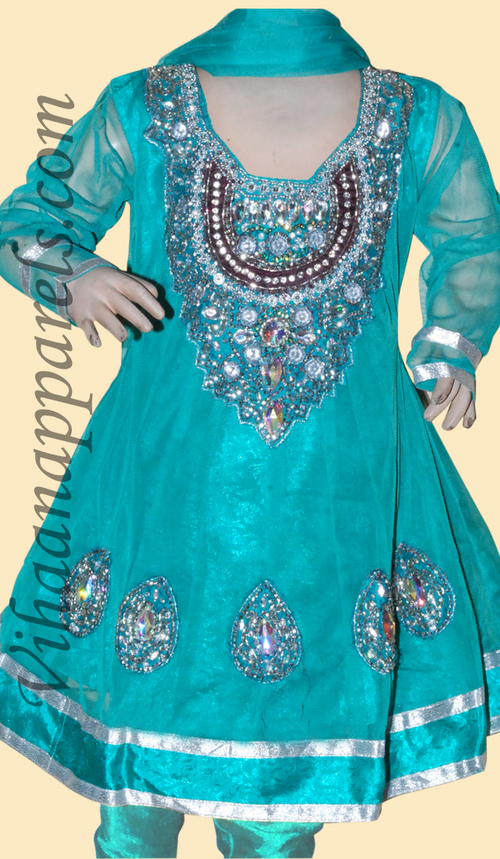 बच्चों की नेट सलवार कमीज़