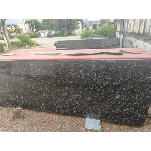 कमांडो ब्लैक मार्बल स्लैब साइज़: कस्टमाइज़्ड