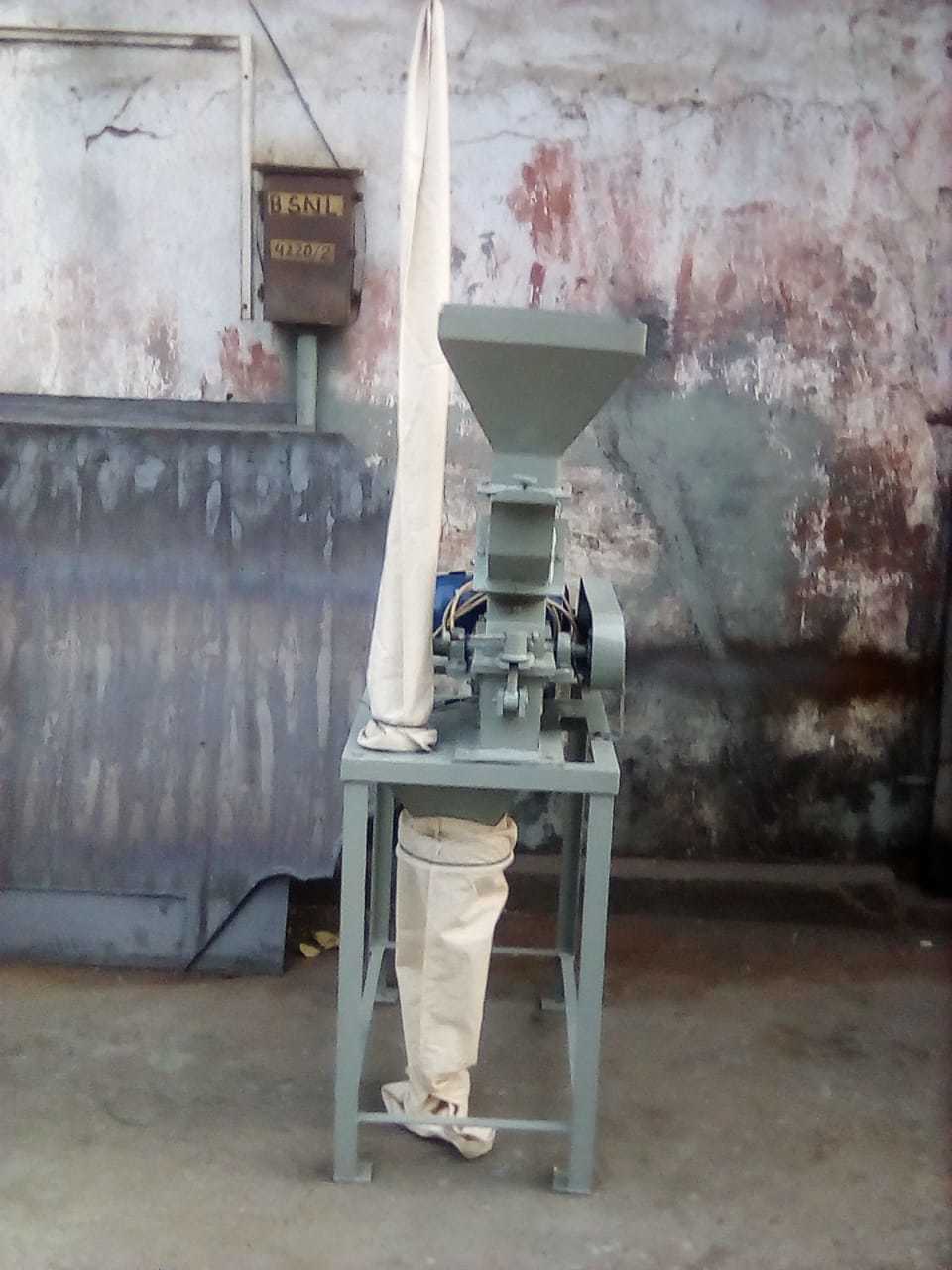 White Wood Crusher