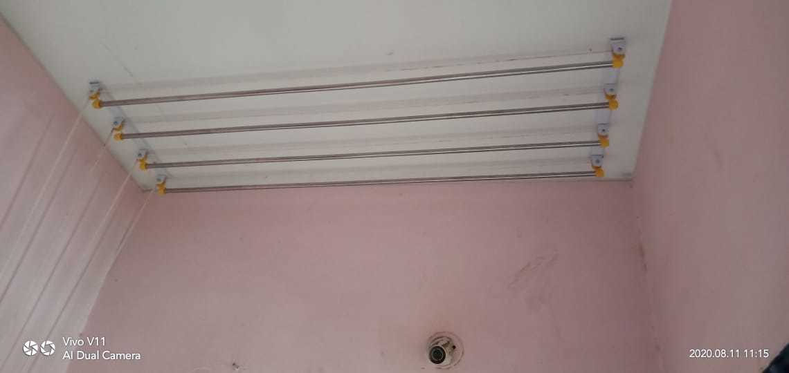 Silver Ceiling Cloth Drying Hanger In Pothanur
