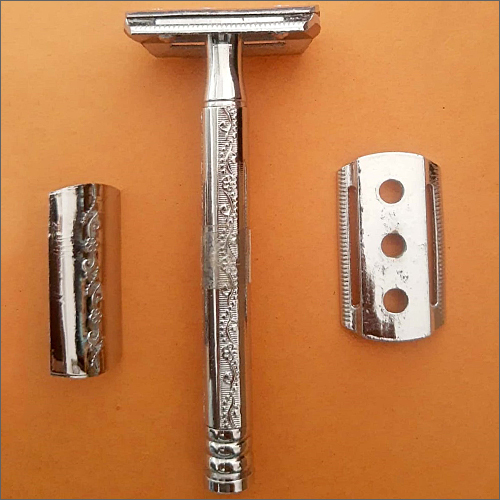 नक्काशीदार हैंडल के साथ एसएस शेविंग रेजर