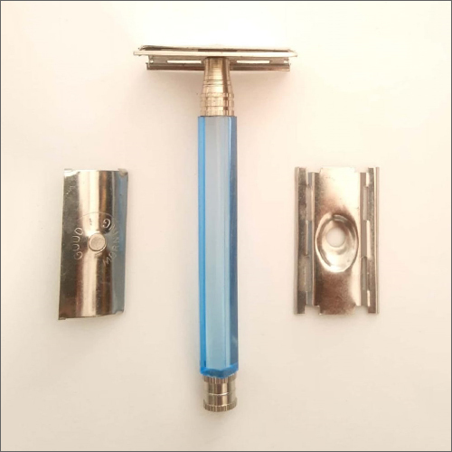 प्लास्टिक हैंडल के साथ एसएस शेविंग रेजर