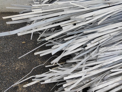 जीआई अर्थिंग स्ट्रिप