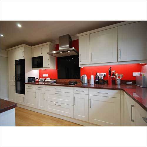 White Pu Island Kitchen