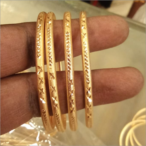 गोल्डन लेडीज़ बैंगल सेट (डाई कटिंग)