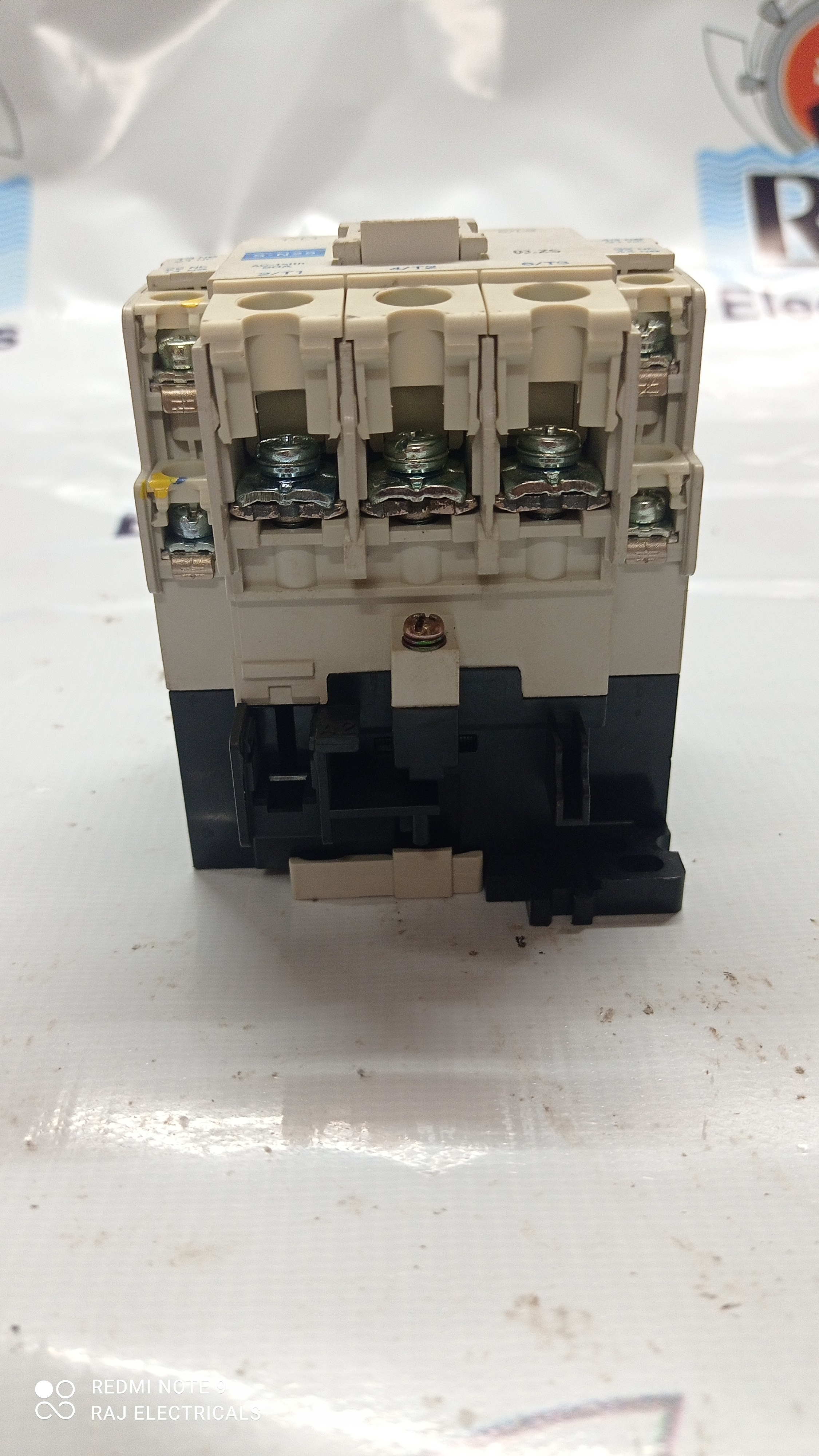 Mitsubishi S-n25 Contactor