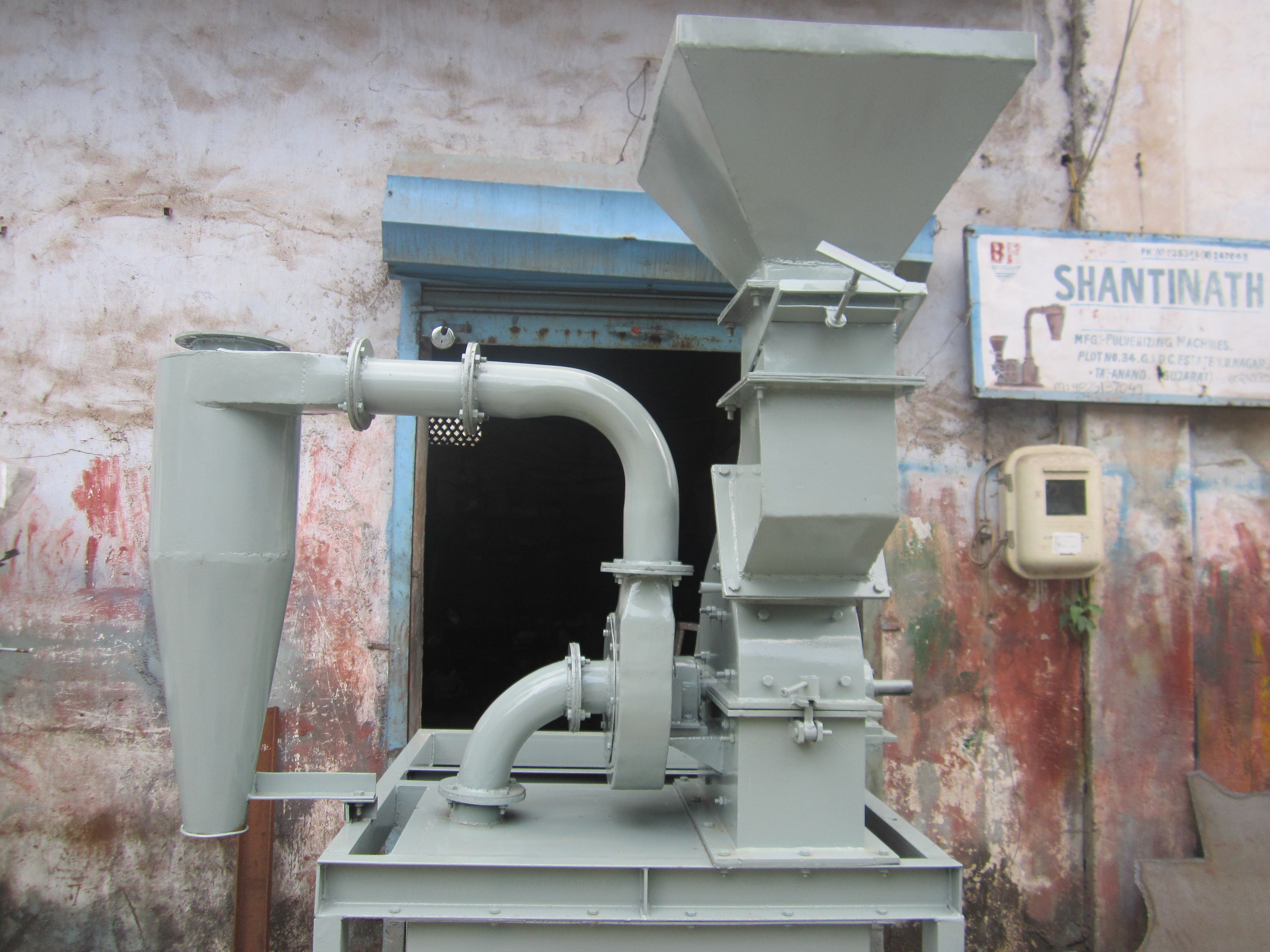 Maize Grinding Pulverizer - Up To 3000 Kg/hr Capacity, 20 Mm Feed Size, 500 Mesh Fineness | High Efficiency, High Performance, Lower Energy Consumption