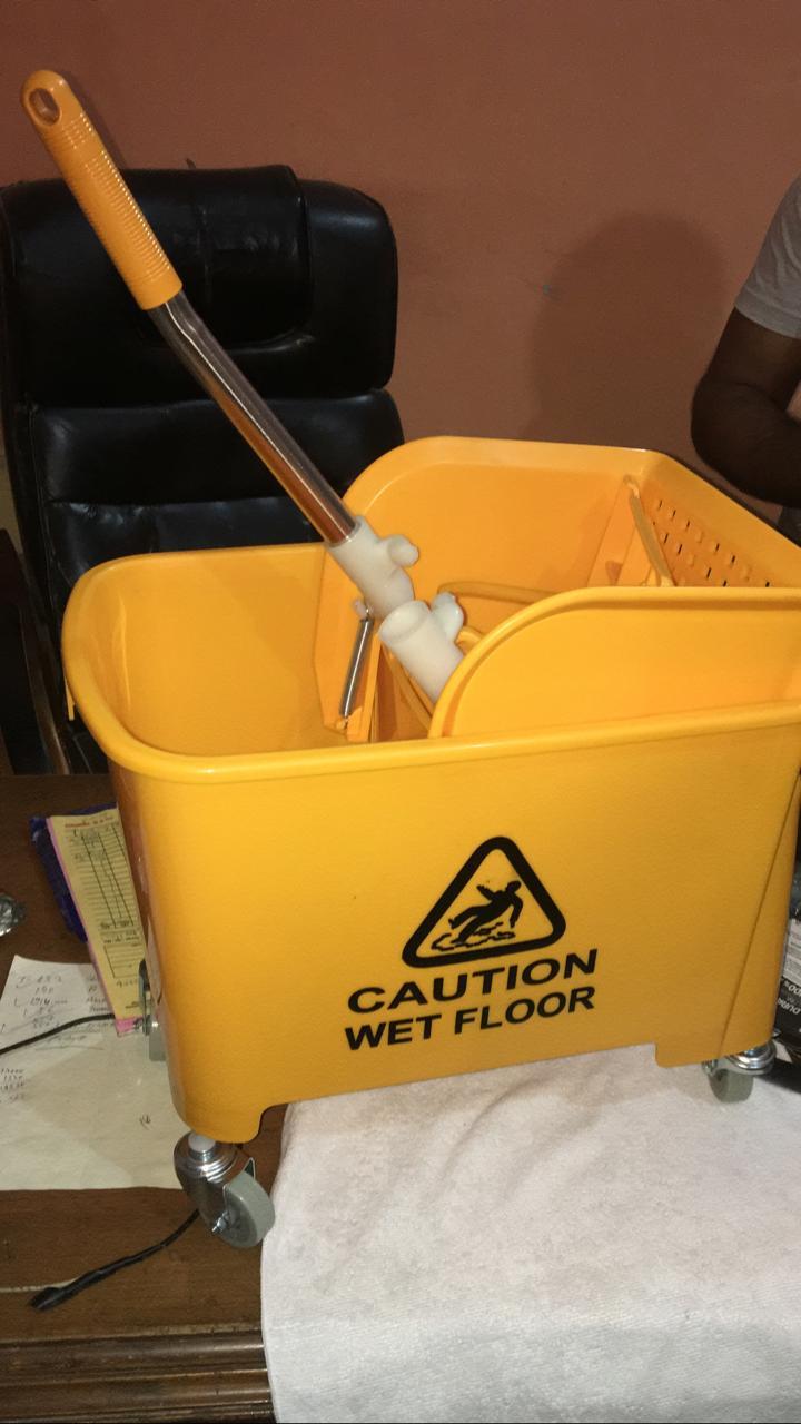 Yellow 20 Ltr Single Bucket Wringer Trolley