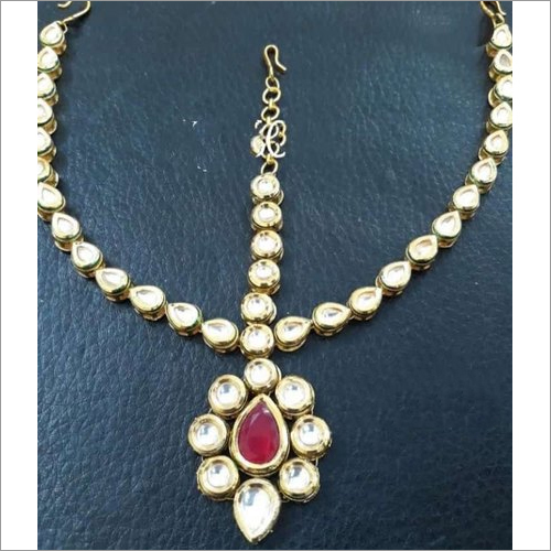 लेडीज़ कुंदन टिक्का