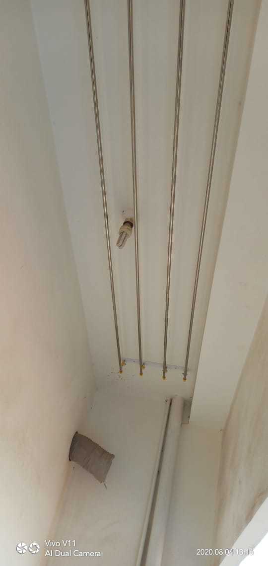Silver Ceiling Cloth Drying Hanger In Tiruvallur