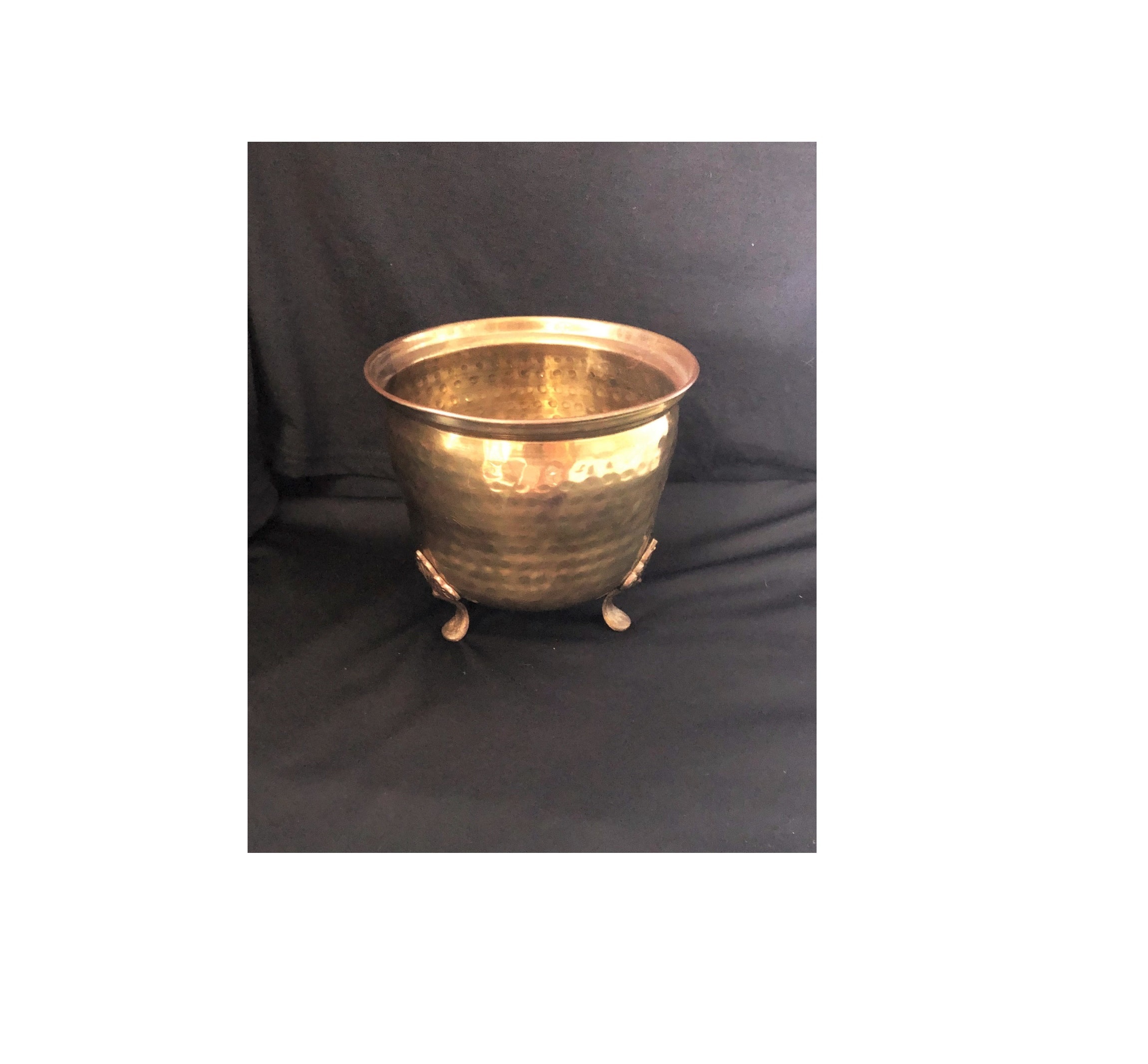 Brass Garden Planter Wholesales And Wholesaler In India