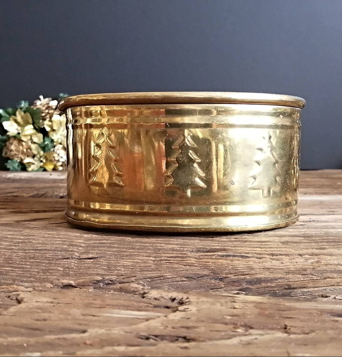 Brass Big Size Line Engraved Planter