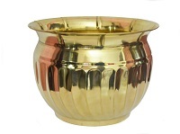 Brass Small Round Shaped Planter With Handle