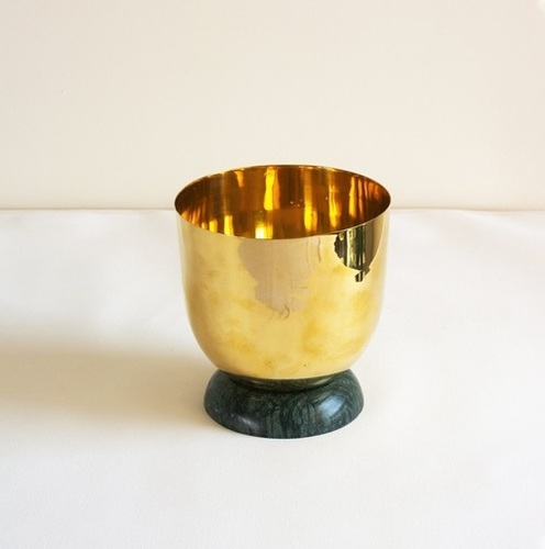 वेस्ट साइड होम गोल्ड प्लांटर