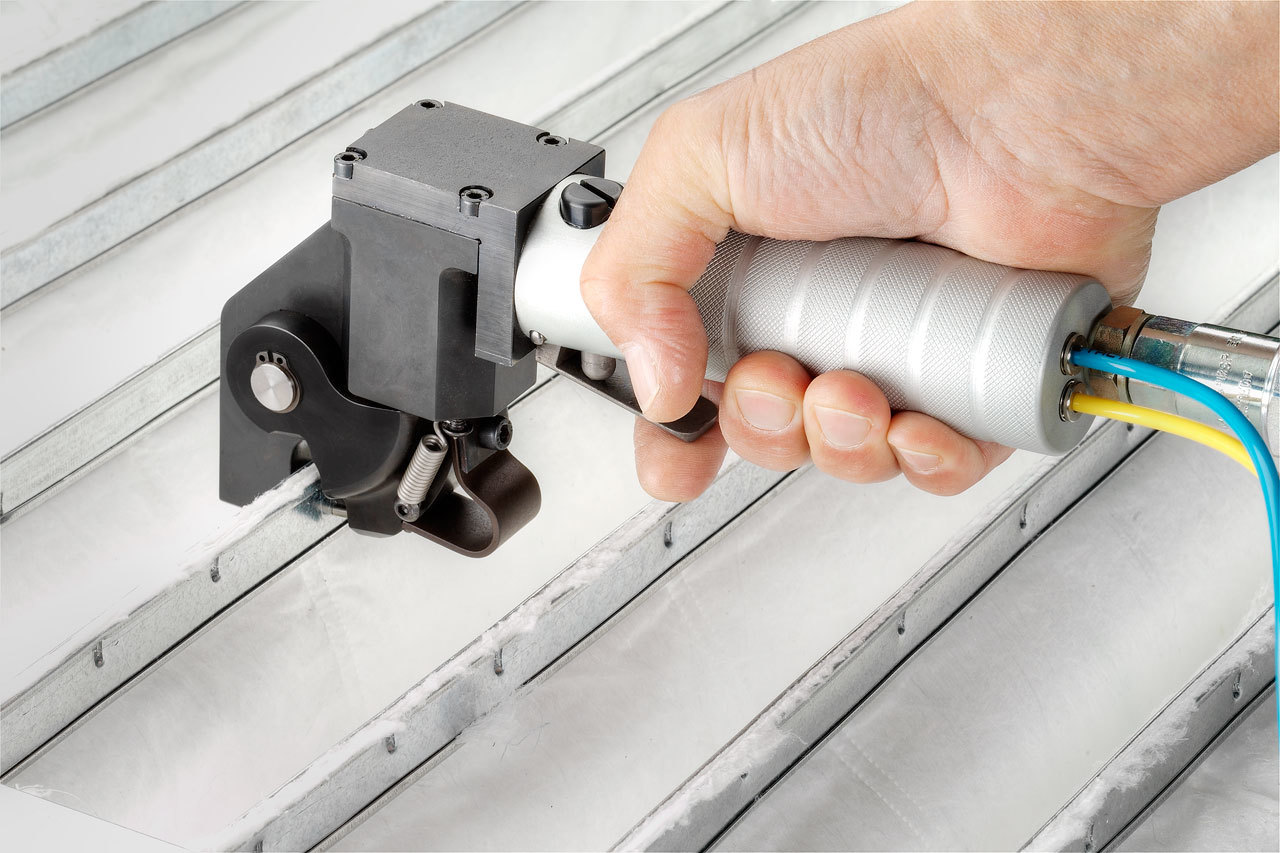 Pirana Clinching Tool Length: 80 Millimeter (Mm)