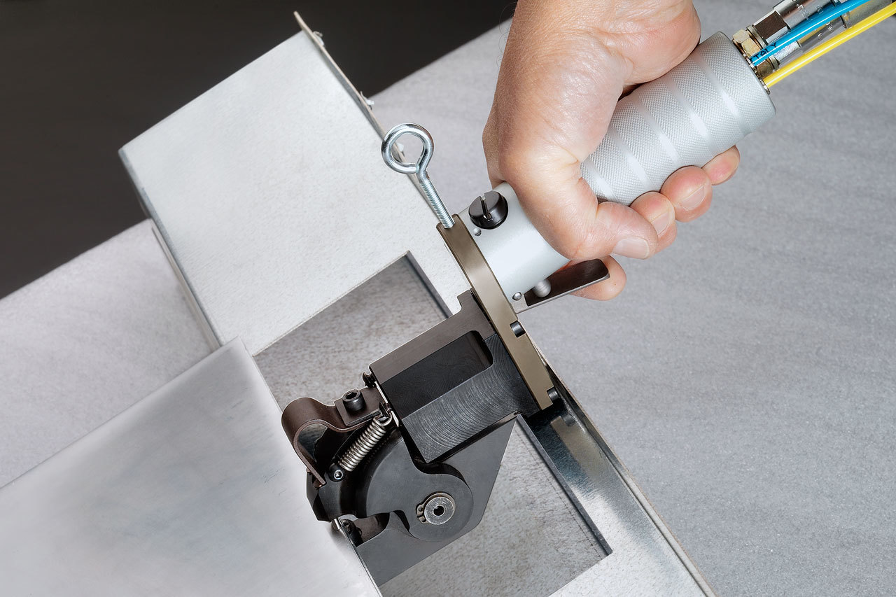Pirana Clinching Tool Length: 80 Millimeter (Mm)