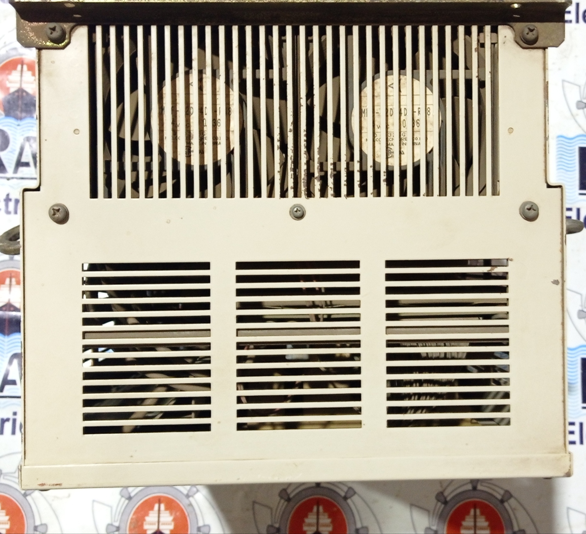 Yaskawa Varispeed F7 75 Hp Ac Drive