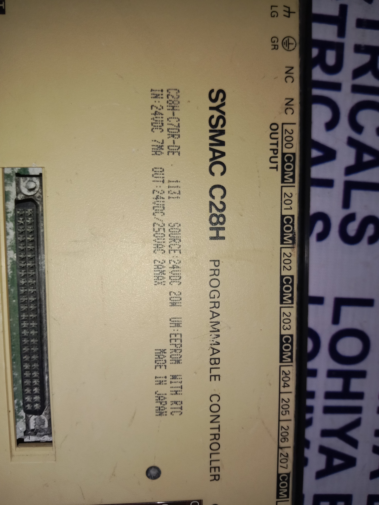 Omron Programmable Controller C28h-c7dr-de