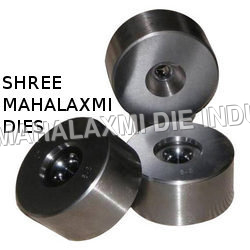 पॉलीक्रिटालाइन हीरा मर जाता है