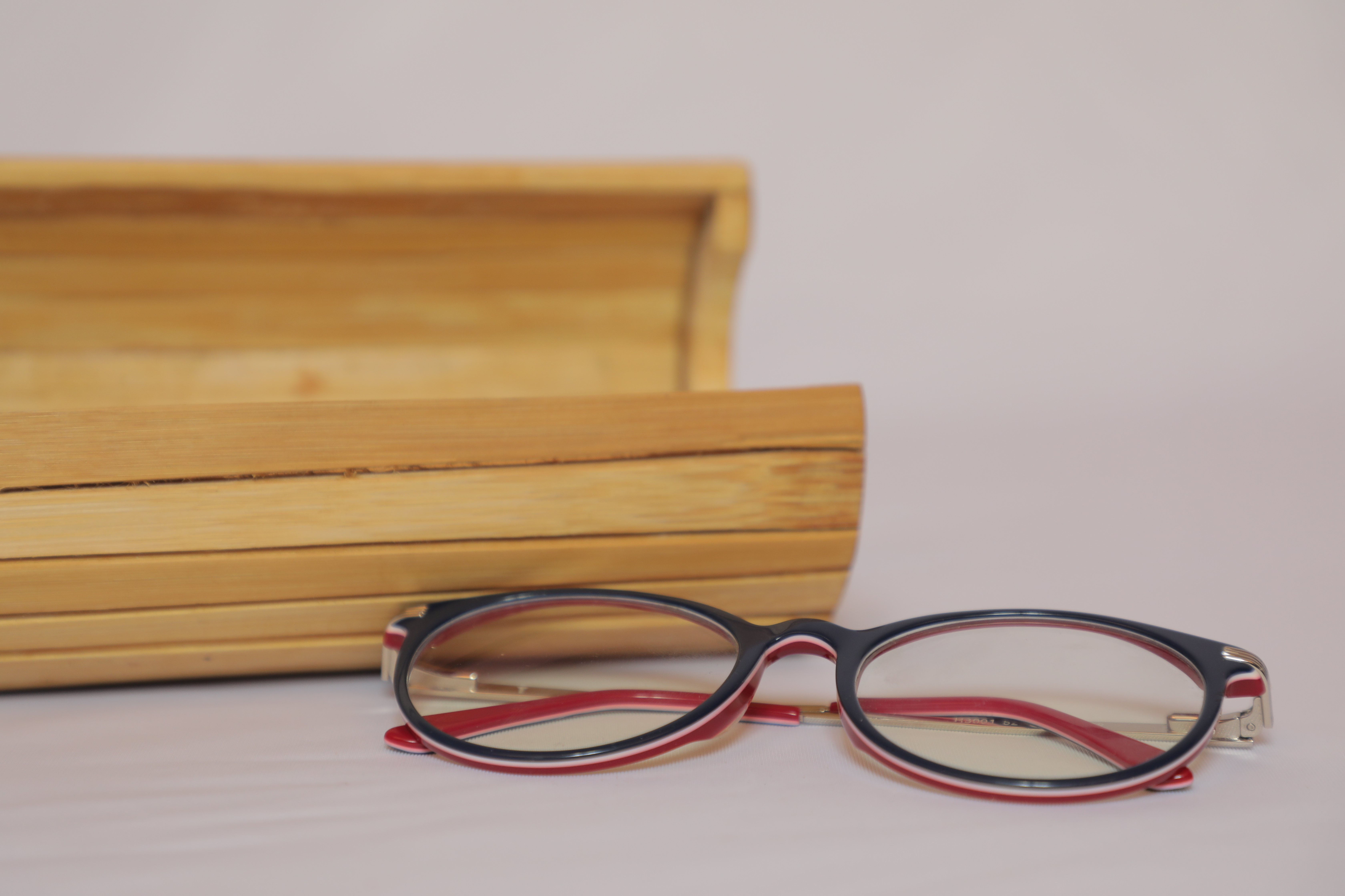 Wooden Case For Eyeglass