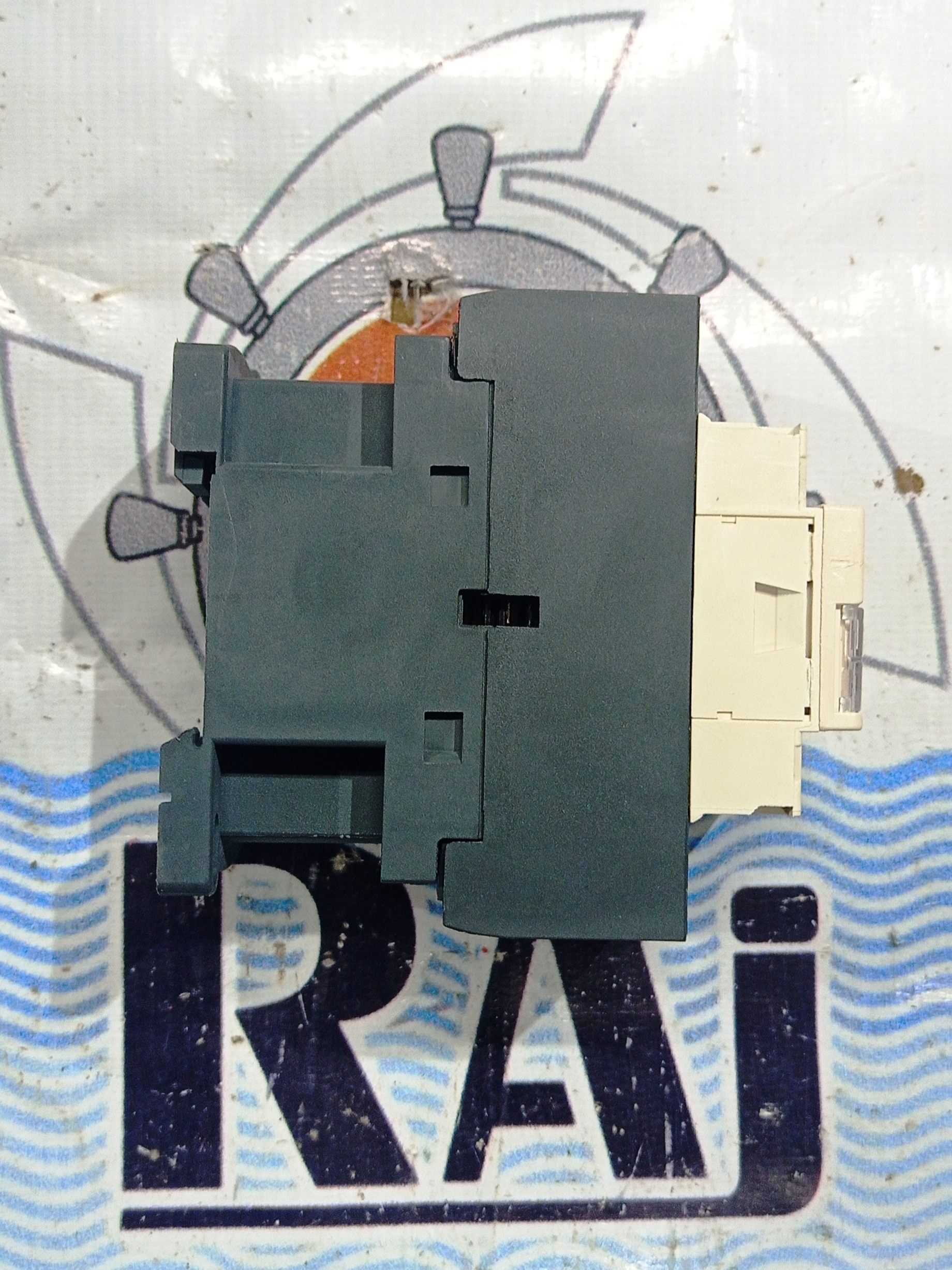 Schneider Lc1d32 Contactor