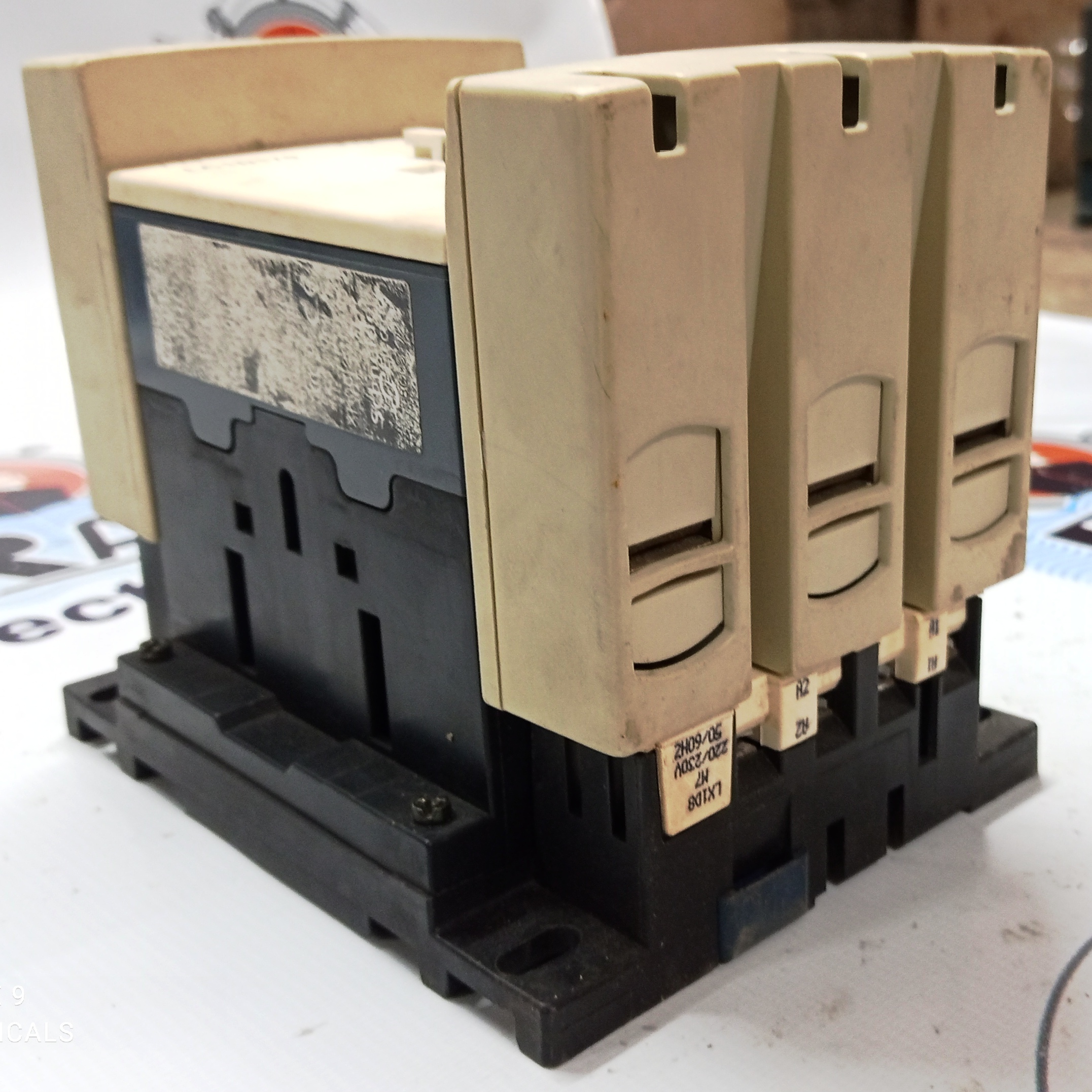 Telemecanique Lc1d170 Contactor