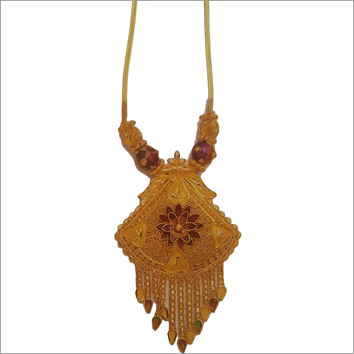 Ladies Designer Pendant Chain