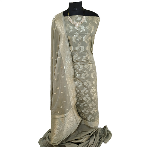 गोल्डन लाइट ग्रे बनारसी सूट