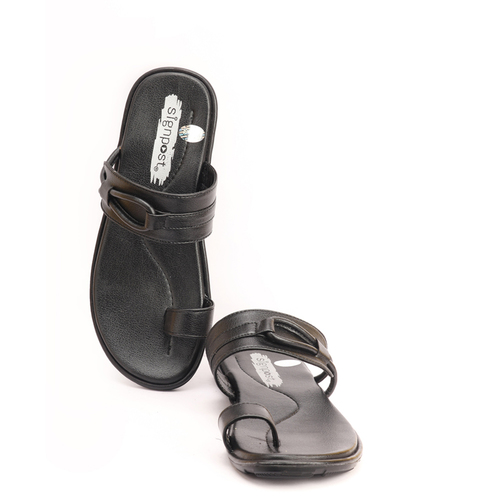 काले पुरुषों की सबसे अच्छी कीमत कोल्हापुरी चप्पल