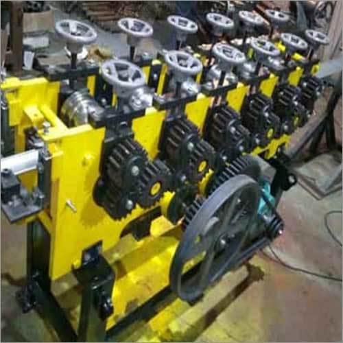 Rolling Shutter Strip Machine Capacity: 3 Ton/day