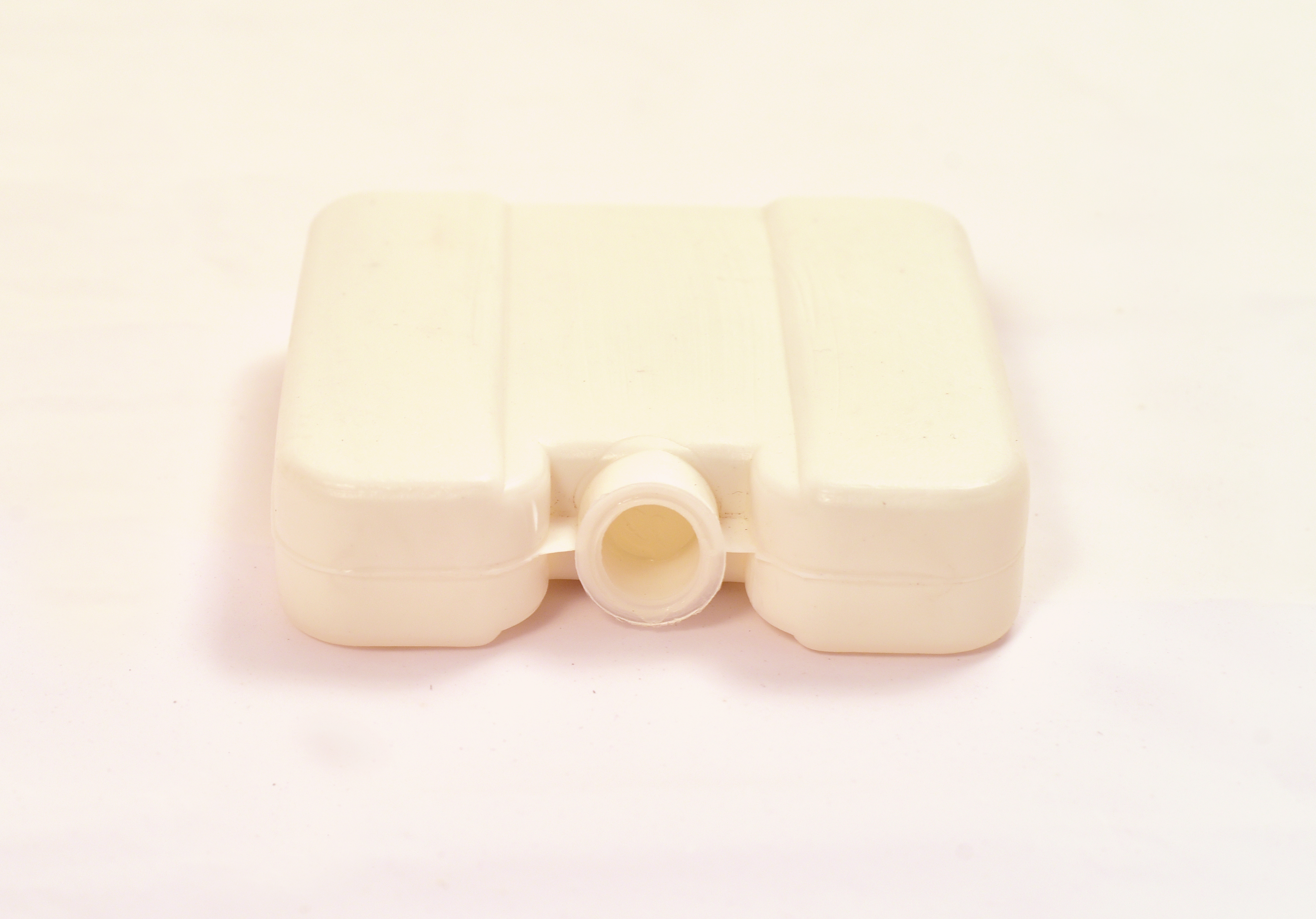 Small Hdpe Ice Pack - 120ml Capacity, 85 X 85 X 20mm Dimensions | Durable Plastic Material, Versatile Cold & Hot Therapy Application