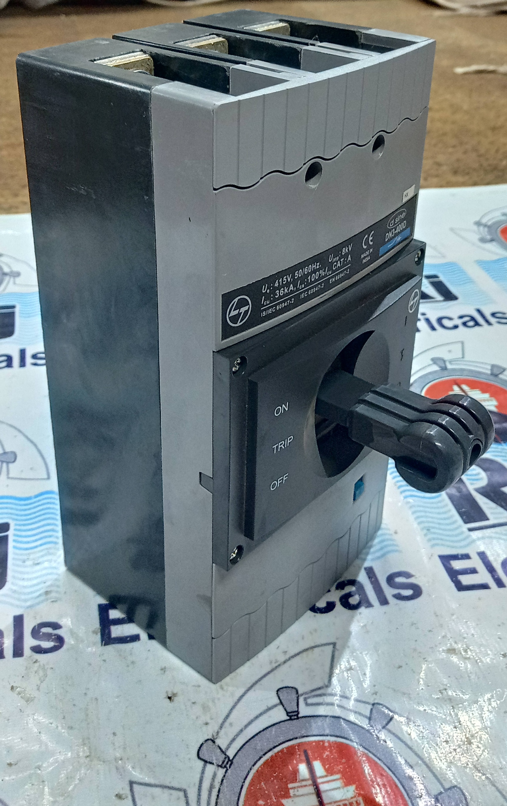 L&t (D Sine - Dn3-400d) 400 Amp Mccb