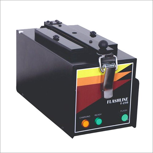 Black Color With Shock Proof Paint Flashline F-210
