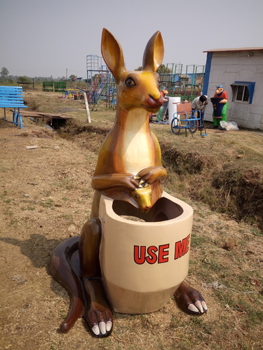 Frp Kangaroo Dustbin