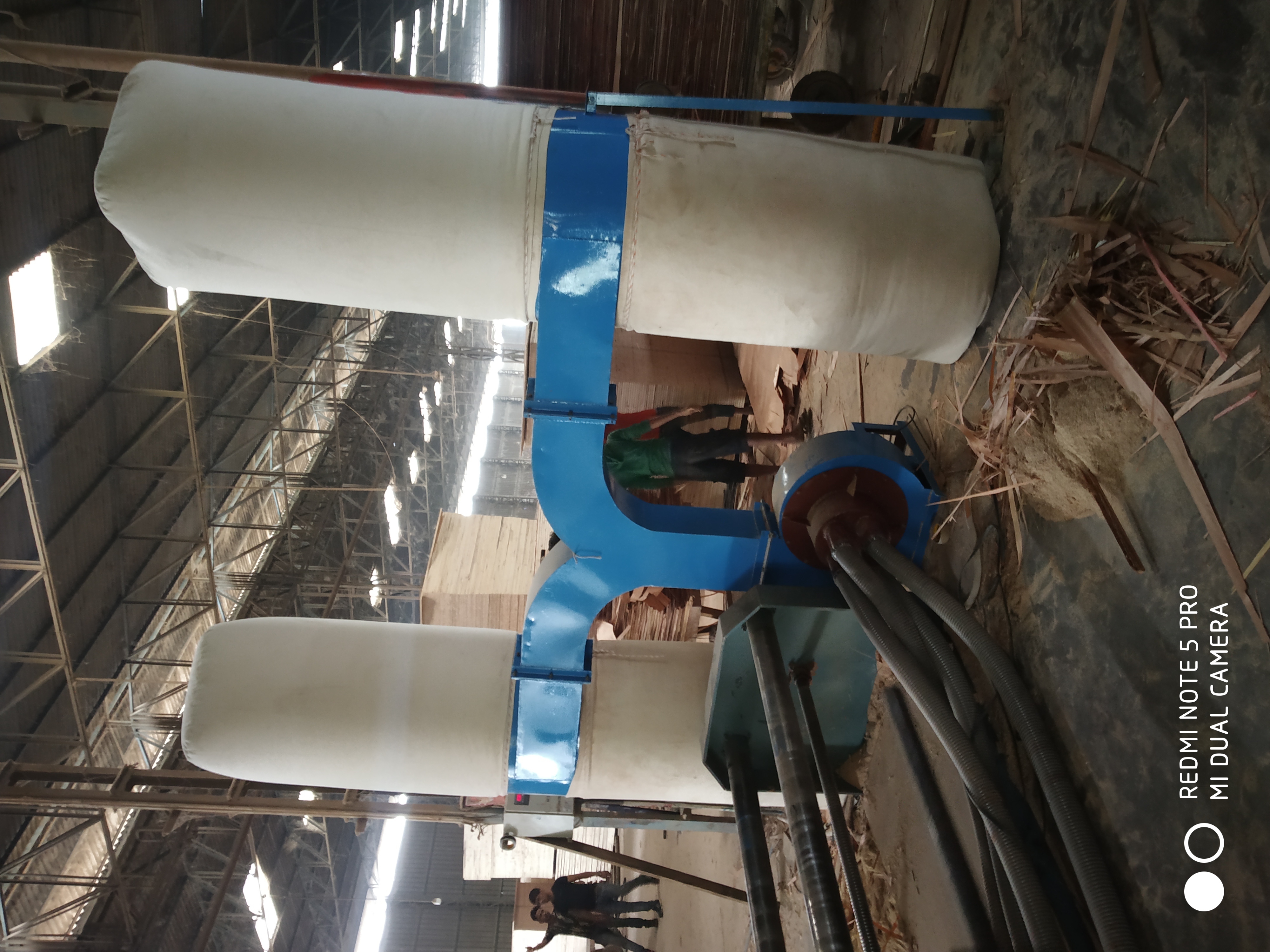 Dust Collector - Automatic Grade: Semi-automatic