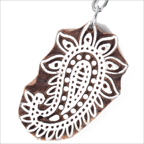 Polished Wooden Handblock Fancy Key Chains